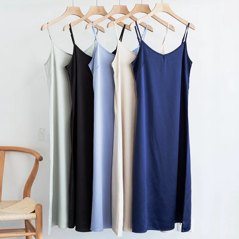 New 2022 Fashion Women's Dress Summer Spaghetti Satin Long Party Woman Sundress Midi Robe Female Clothing Plus Size S-4XL
New 2022 Fashion Women's Dress Summer Spaghetti Satin Long Party Woman Sundress Midi Robe Female Clothing Plus Size S-4XL