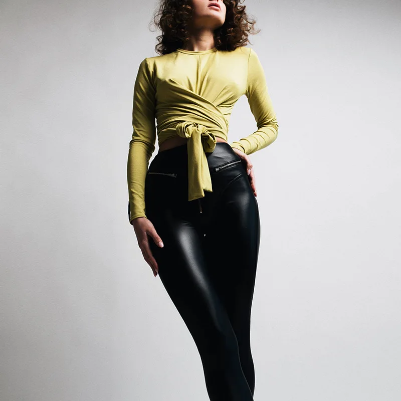 2019 Sexy Push Up Skinny Black PU Leather Leggings Women Summer High Waist Stretch Front Zipper Fitness Leggings Pants
2019 Sexy Push Up Skinny Black PU Leather Leggings Women Summer High Waist Stretch Front Zipper Fitness Leggings Pants