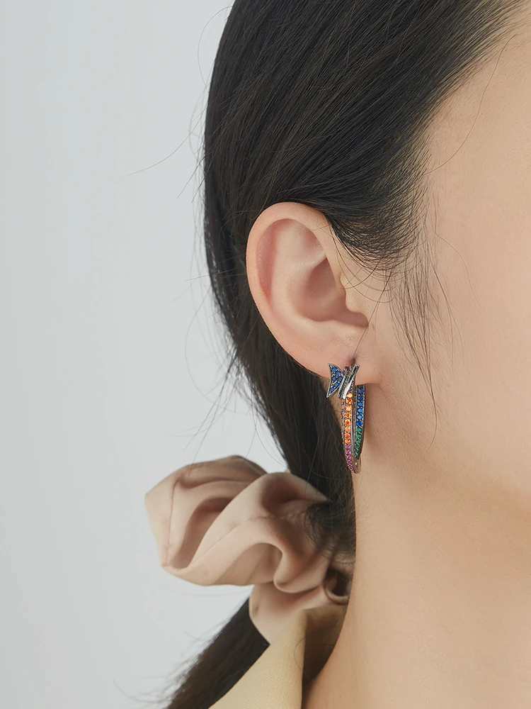 IANLIS Multicolor Style Hoop Earring For Women Inlay Full Cubic Zirconia Butterfly Shape Earrings Fashion Jewelry New Outing
IANLIS Multicolor Style Hoop Earring For Women Inlay Full Cubic Zirconia Butterfly Shape Earrings Fashion Jewelry New Outing