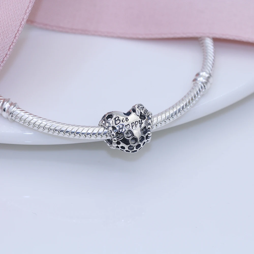 S925 sterling silver beads trendy fit original bracelet charms for women decoration fashion jewelry love anniversary girl gifts
S925 sterling silver beads trendy fit original bracelet charms for women decoration fashion jewelry love anniversary girl gifts