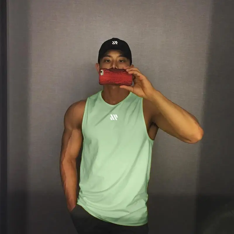 2021NEW cotton fitness tide brand waistcoat Korean style leisure sports exercise sleeveless vest men
2021NEW cotton fitness tide brand waistcoat Korean style leisure sports exercise sleeveless vest men