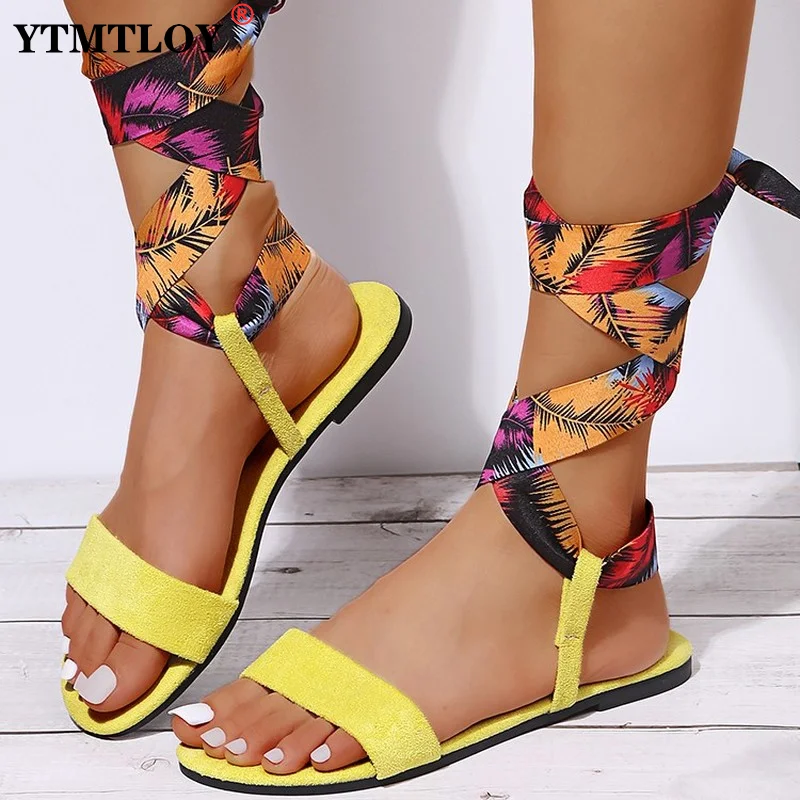 Summer New Ethnic Style Casual Fashion All-match Flat-bottomed with Open Toe Bohemian Roman Sandals Women Cross Strap Fashion
Summer New Ethnic Style Casual Fashion All-match Flat-bottomed with Open Toe Bohemian Roman Sandals Women Cross Strap Fashion