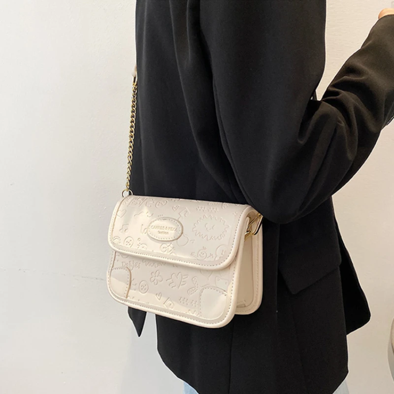 Fashion Shoulder Crossbody Messenger Bag 2021 New Women Handbags Tote Famous Ladies Gold Chain Luxury Design High Quality
Fashion Shoulder Crossbody Messenger Bag 2021 New Women Handbags Tote Famous Ladies Gold Chain Luxury Design High Quality