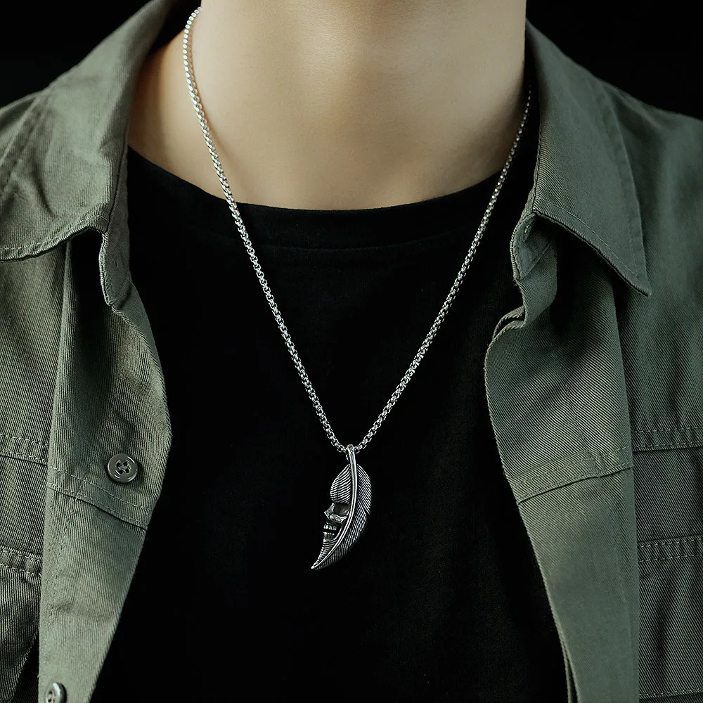 Punk Stainless Steel Skull Chain Pendant Necklace Vintage Silver Color Hip Hop Statement Leaves Necklaces for Men Male Jewelry
Punk Stainless Steel Skull Chain Pendant Necklace Vintage Silver Color Hip Hop Statement Leaves Necklaces for Men Male Jewelry