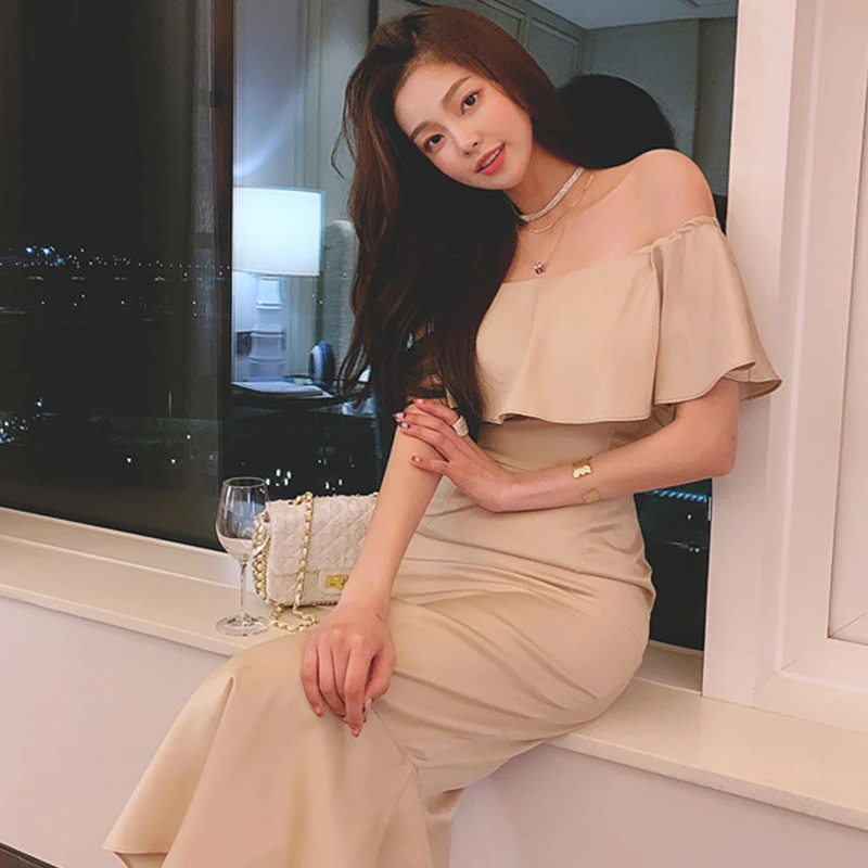 Han Queen 2021 Spring Korean Women's Ruffles Long Dresses Sexy Slash neck Mermaid Dress Simple Bottoming Office Party
Han Queen 2021 Spring Korean Women's Ruffles Long Dresses Sexy Slash neck Mermaid Dress Simple Bottoming Office Party