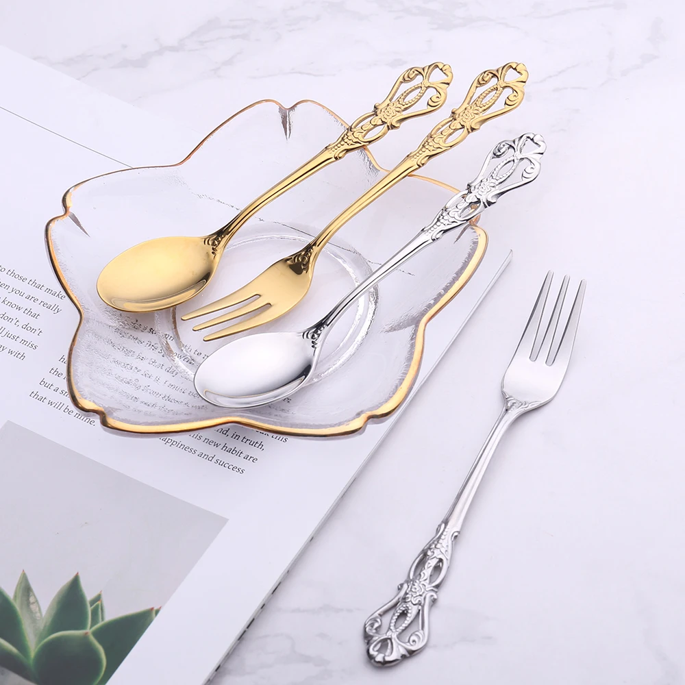 6pcs Royal Spoon Fork Set Gold Stainless Steel luxury Dinnerware Silverware Gift Ice Afternoon Tea Kitchen Dessert Tableware
6pcs Royal Spoon Fork Set Gold Stainless Steel luxury Dinnerware Silverware Gift Ice Afternoon Tea Kitchen Dessert Tableware