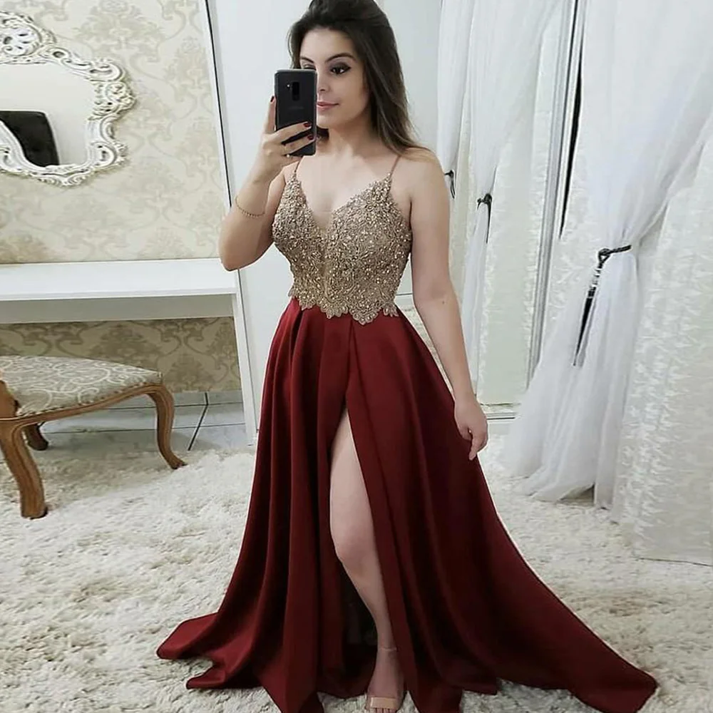 Burgundy Beaded Evening Dresses Long Luxury 2021 Women A Line Spaghetti Straps Slit Elegant Prom Gowns robe de soirée de mariage
Burgundy Beaded Evening Dresses Long Luxury 2021 Women A Line Spaghetti Straps Slit Elegant Prom Gowns robe de soirée de mariage