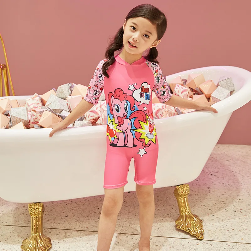 New Korean Swimwear for girls Children one piece little pony Swimsuit children pink cartoon sunscreen beach wear bathing YZ20052
New Korean Swimwear for girls Children one piece little pony Swimsuit children pink cartoon sunscreen beach wear bathing YZ20052