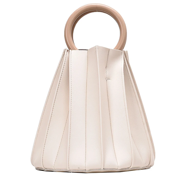 Elegant Female Pleated Tote Bucket Bag 2021 Spring New Quality PU Leather Women's Designer Handbag Travel Shoulder Messenger Bag
Elegant Female Pleated Tote Bucket Bag 2021 Spring New Quality PU Leather Women's Designer Handbag Travel Shoulder Messenger Bag