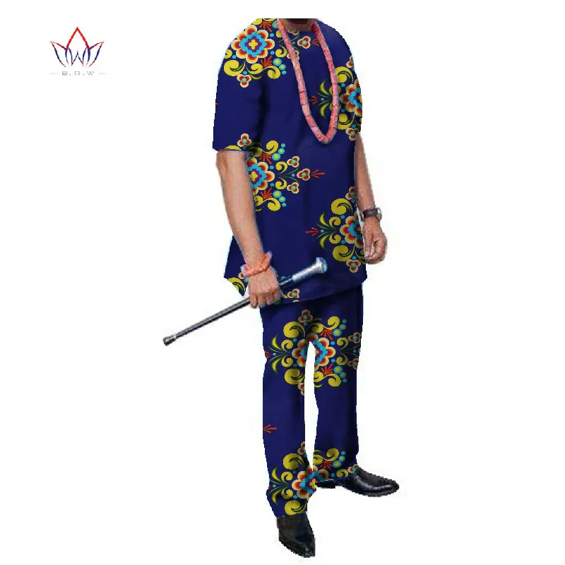 2019 Summer African Mens Pant Set Traditional Top and Trousers Set Dashiki African Wax Print Clothing Plus Size Pant Suits WY324
2019 Summer African Mens Pant Set Traditional Top and Trousers Set Dashiki African Wax Print Clothing Plus Size Pant Suits WY324