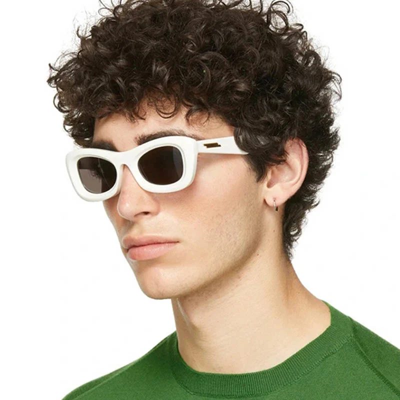 2021 New Luxury Cat Eye Sunglasses Women Fashion Small Square Sun Glasses Female Green Frame Eyewar Retro Shades Glasses UV400
2021 New Luxury Cat Eye Sunglasses Women Fashion Small Square Sun Glasses Female Green Frame Eyewar Retro Shades Glasses UV400