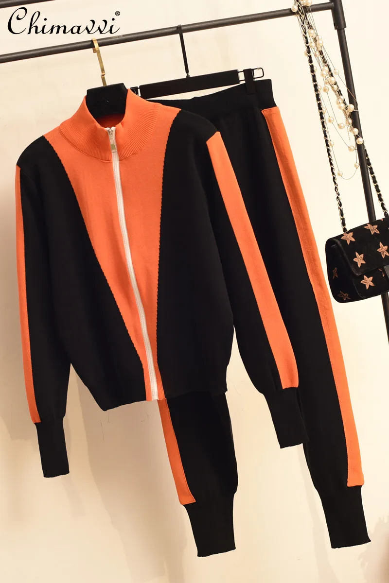 2021 Autumn and Winter New Two-piece Set High Street Loose Stand-up Collar Cardigan Top Knitted Wide-leg Pants Women Outfits
2021 Autumn and Winter New Two-piece Set High Street Loose Stand-up Collar Cardigan Top Knitted Wide-leg Pants Women Outfits