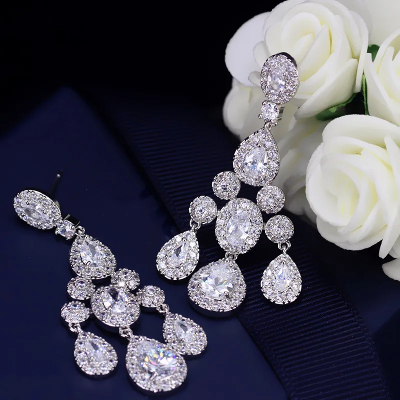 Long Frilled Cube Zirconia Pendant Earrings Retro Style Earrings Ladies Dinner Party Dress Jewelry Accessories
Long Frilled Cube Zirconia Pendant Earrings Retro Style Earrings Ladies Dinner Party Dress Jewelry Accessories