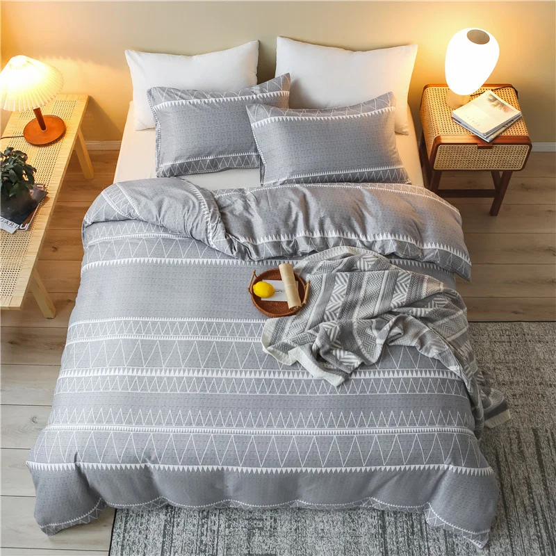 Simple Bedding Set With Pillowcase Modern Style Duvet Cover Sets Quilt Cover Set Single Double Queen King Size Soft Bedclothes
Simple Bedding Set With Pillowcase Modern Style Duvet Cover Sets Quilt Cover Set Single Double Queen King Size Soft Bedclothes