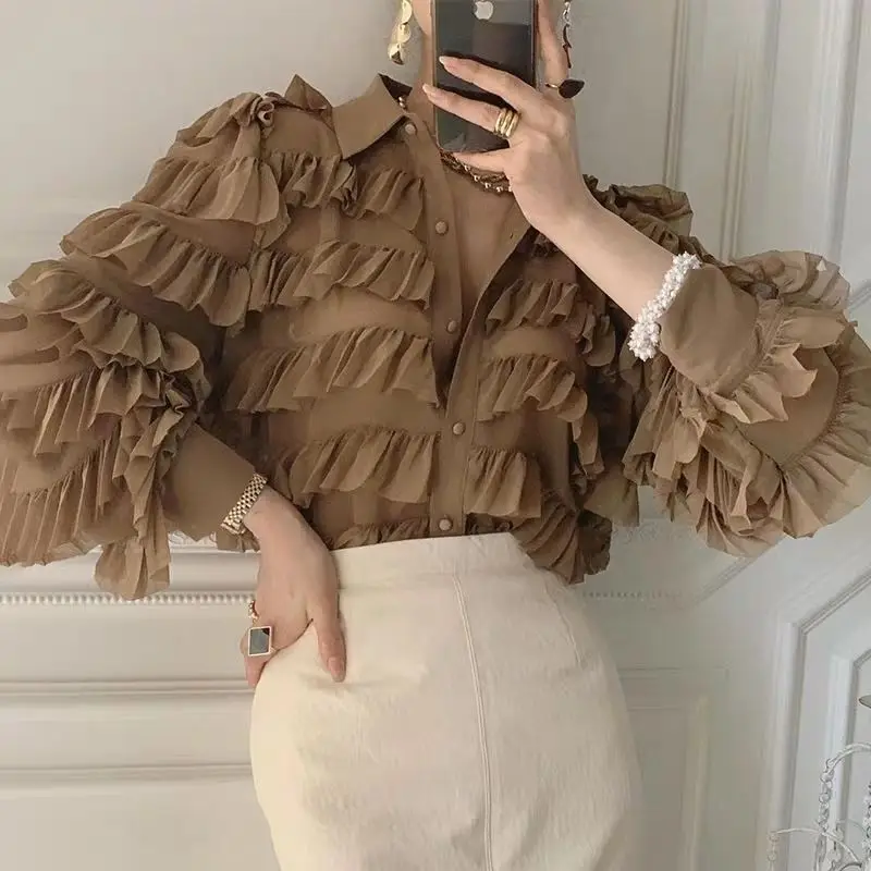 Autumn New Women's Net Red Chiffon Shirt Age Reduction Sexy One-line Collar Fungus Lace Top Women Clothing
Autumn New Women's Net Red Chiffon Shirt Age Reduction Sexy One-line Collar Fungus Lace Top Women Clothing