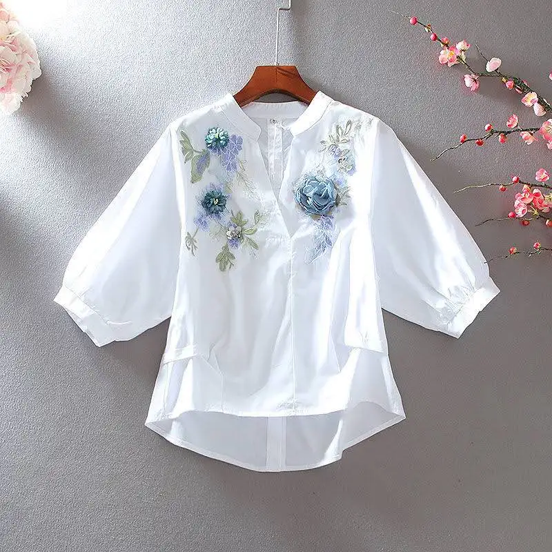 ブラウス Chinese Style Pullover Top 2021 Summer Women's Blouse Oversized Shirt Cotton White Shirt Embroidery Tie Flowers Haut Female
ブラウス Chinese Style Pullover Top 2021 Summer Women's Blouse Oversized Shirt Cotton White Shirt Embroidery Tie Flowers Haut Female