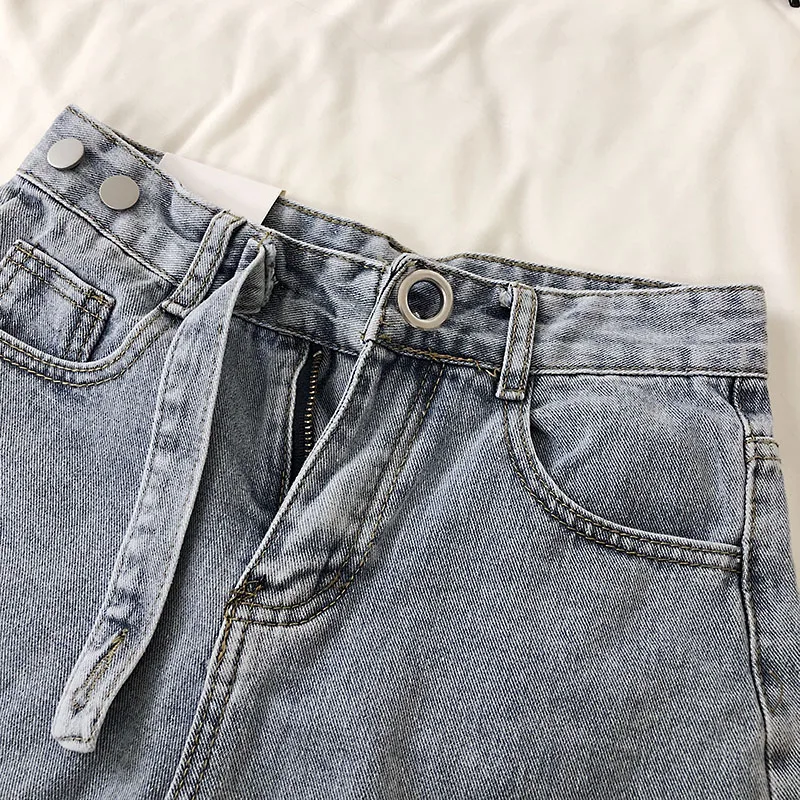 Women Shorts Holes Summer High Waist Loose Chic Hot Short Trousers Denim Womens Students Korean Style Simple Skinny All-match
Women Shorts Holes Summer High Waist Loose Chic Hot Short Trousers Denim Womens Students Korean Style Simple Skinny All-match