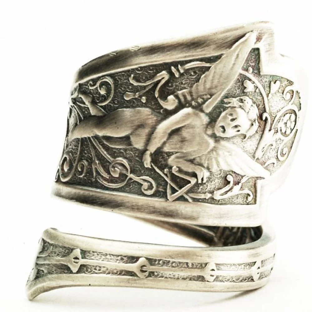 Antique Spoon Triangle Music Ring with Angel In Heaven for Engagement Wedding Birthday Christmas Anniversary Gift Jewelry
Antique Spoon Triangle Music Ring with Angel In Heaven for Engagement Wedding Birthday Christmas Anniversary Gift Jewelry
