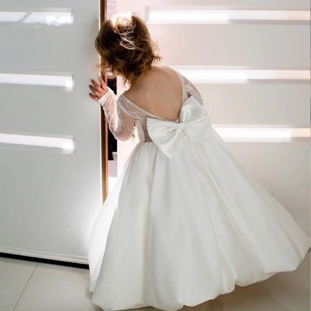 Ivory Tulle Satin Flower Girl Dresses Full Sleeve Appliques Lace Celebrity Dress Bow Satin Prom Dress vestidos de comunión
Ivory Tulle Satin Flower Girl Dresses Full Sleeve Appliques Lace Celebrity Dress Bow Satin Prom Dress vestidos de comunión