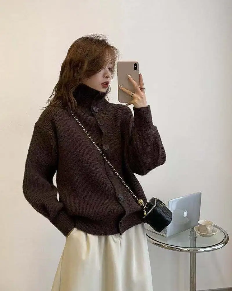 Women's 2021 early spring new casual solid color street style one-size high-neck loose stand-up collar sweater cardigan women's
Women's 2021 early spring new casual solid color street style one-size high-neck loose stand-up collar sweater cardigan women's