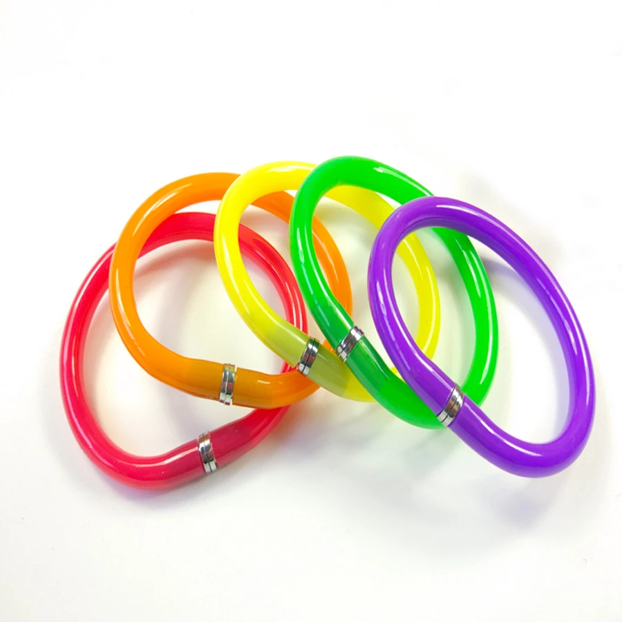1pcs Rainbow Color Bracelet design Ball Point Pen Party favors funny gifts kids' toy Wrist Ball Pen Office&Study Flexible Pen 
1pcs Rainbow Color Bracelet design Ball Point Pen Party favors funny gifts kids' toy Wrist Ball Pen Office&Study Flexible Pen