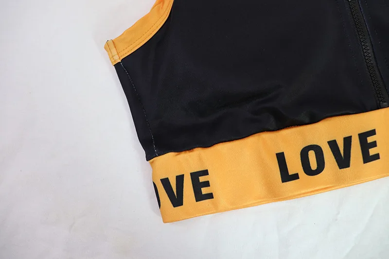 Women Gym Clothes Two Piece Patchwork Sports Bra And High Waist Leggings Athletic Wear Workout Sportswear Set
Women Gym Clothes Two Piece Patchwork Sports Bra And High Waist Leggings Athletic Wear Workout Sportswear Set