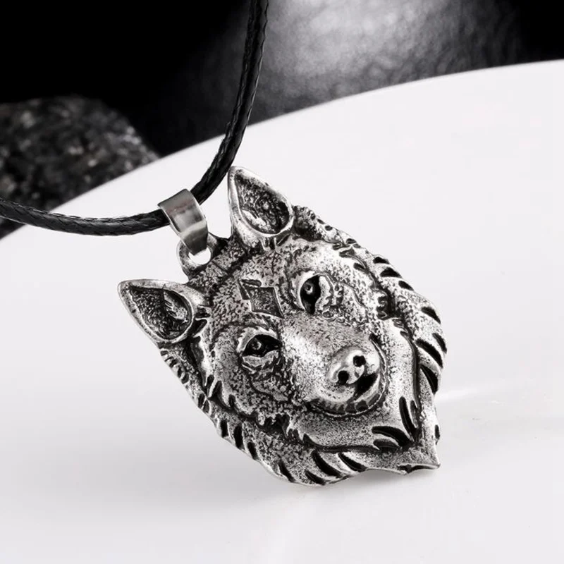 Vintage Viking Wolf Head Pendant Necklace for Men Fashion Punk Hip Hop Jewelry Party Club Charm Accessories Wholesale
Vintage Viking Wolf Head Pendant Necklace for Men Fashion Punk Hip Hop Jewelry Party Club Charm Accessories Wholesale