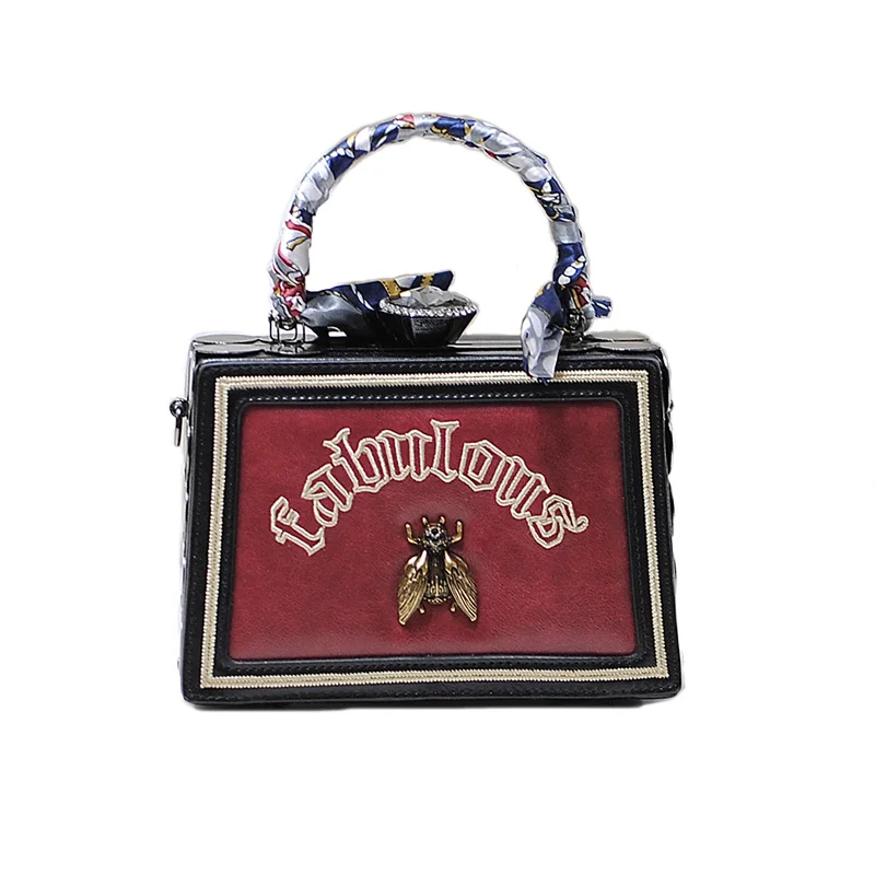 Fashion small female bag single shoulder broadband small bee retro box bag tide
Fashion small female bag single shoulder broadband small bee retro box bag tide
