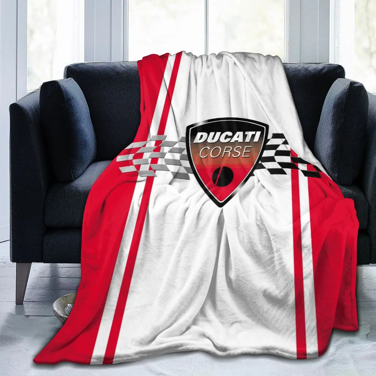 Плюшевое одеяло DUCATI для мотоцикла, покрывало с аниме 3D принтом, винтажное постельное белье, квадратное мягкое покрывало для пикника
Плюшевое одеяло DUCATI для мотоцикла, покрывало с аниме 3D принтом, винтажное постельное белье, квадратное мягкое покрывало для пикника