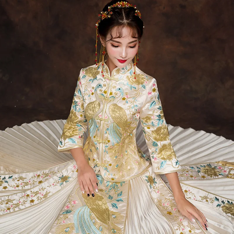 Large Size Chinese Style Wedding Dress Peacock Embroidery Marriage Set Oriental Bride Costume Exquisite Toast Clothing S-6XL
Large Size Chinese Style Wedding Dress Peacock Embroidery Marriage Set Oriental Bride Costume Exquisite Toast Clothing S-6XL