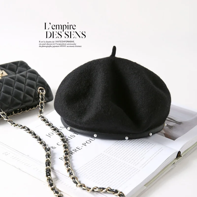 2020 New Autumn Winter Hat for Women Wool Beret Ladies British Cap Korean Version Japanese Singger Painter Hat
2020 New Autumn Winter Hat for Women Wool Beret Ladies British Cap Korean Version Japanese Singger Painter Hat