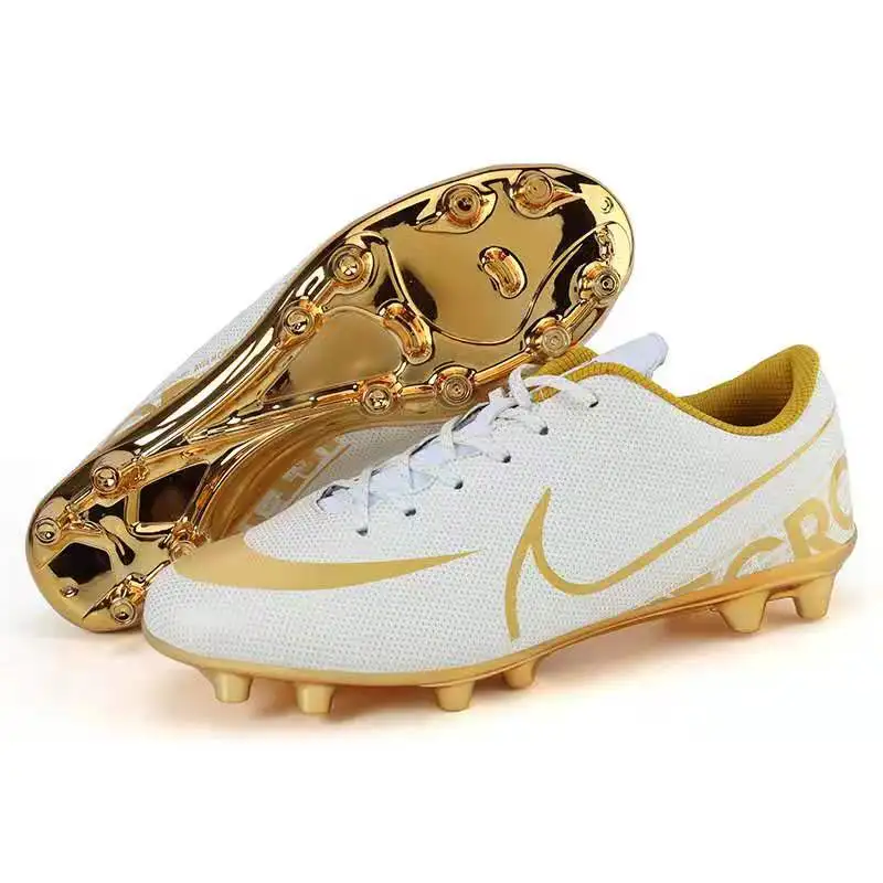 New Professional Football Boots Top Quality Training Soccer Cleats Superfly Comfortable Outdoor Sport Shoes Chuteiras De Futebol
New Professional Football Boots Top Quality Training Soccer Cleats Superfly Comfortable Outdoor Sport Shoes Chuteiras De Futebol