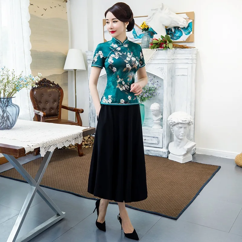 High-quality Silk Green Black Qipao Dress Chinese Retro Cheongsam 2PCS Elegant китайское платье Slim Daily Ципао Party Banquet
High-quality Silk Green Black Qipao Dress Chinese Retro Cheongsam 2PCS Elegant китайское платье Slim Daily Ципао Party Banquet