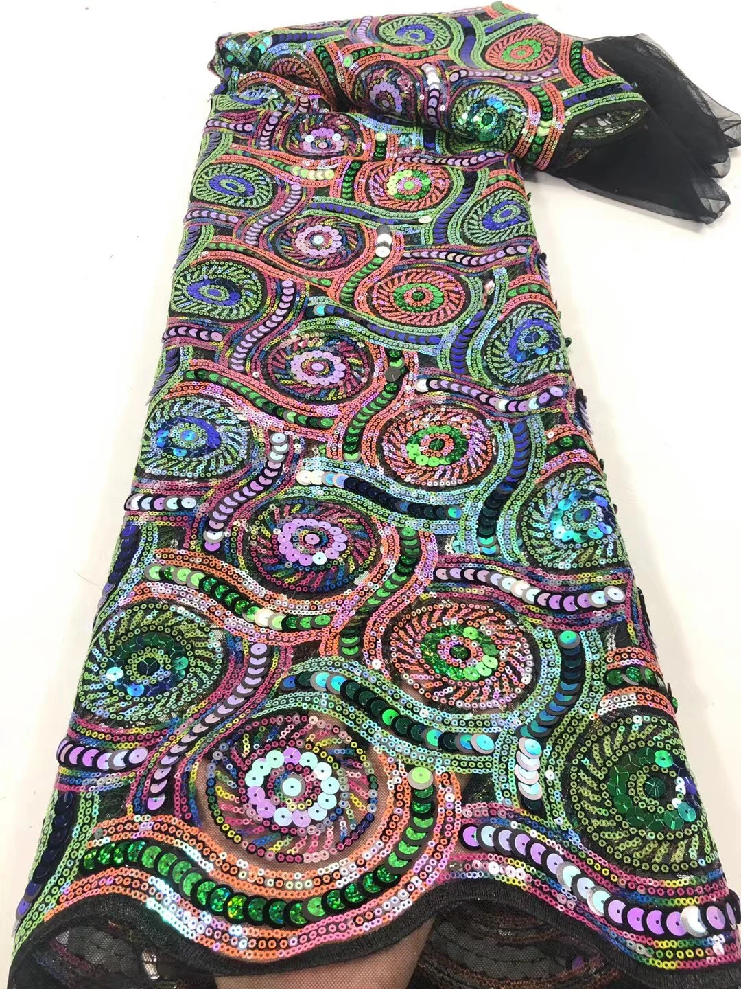 Top quality special Circle design French Sequins fabric African Multi color embroidery tulle net Sequins lace ladies dress
Top quality special Circle design French Sequins fabric African Multi color embroidery tulle net Sequins lace ladies dress