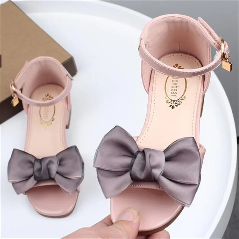 New Children Sandals Square heel Shoes Girls Princess Student Open toe Patent Leather Toddler Summer Kids Performance 03
New Children Sandals Square heel Shoes Girls Princess Student Open toe Patent Leather Toddler Summer Kids Performance 03