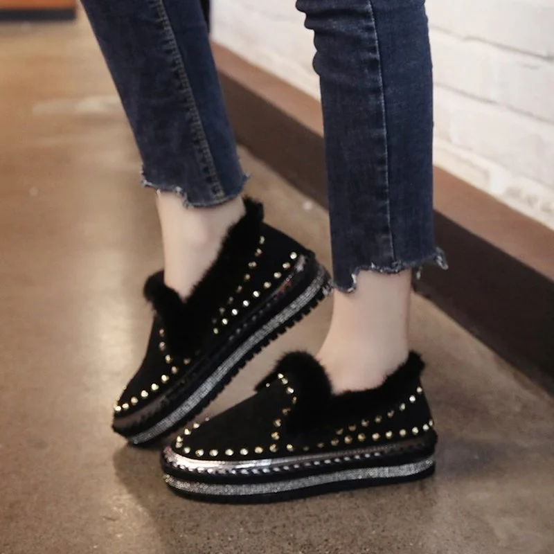 

One-legged lazy shoes women 2021 new Korean casual flat-bottomed rhinestone rivet loafers bottines femme hiver 2021 winter