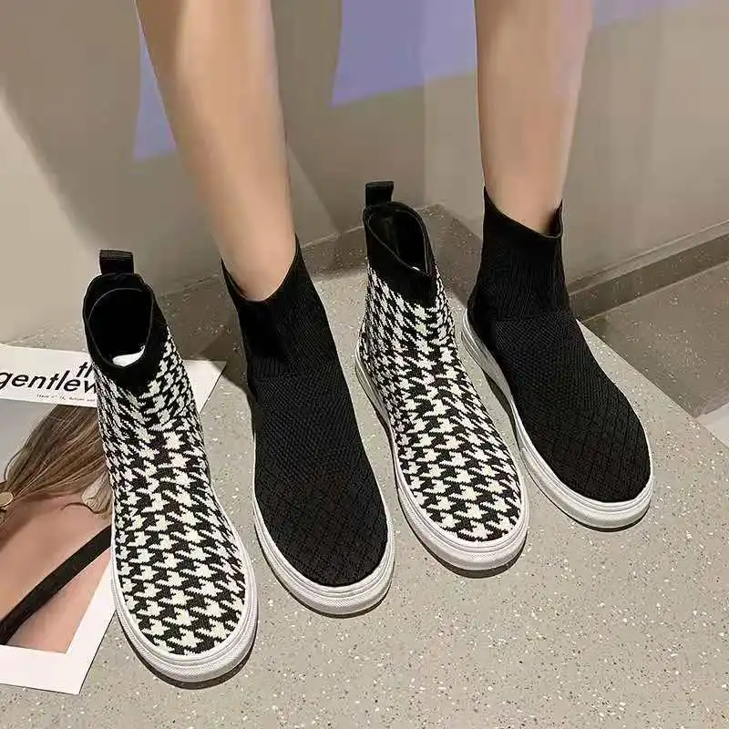 Breathable Ankle Boot Women Socks Shoes Female Sneakers Casual Elasticity Wedge Platform Shoes zapatillas Mujer Soft Sole
Breathable Ankle Boot Women Socks Shoes Female Sneakers Casual Elasticity Wedge Platform Shoes zapatillas Mujer Soft Sole