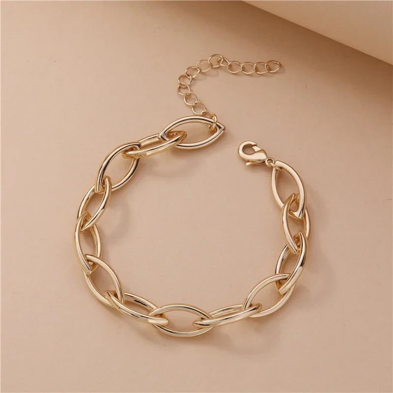 Winter Fashion Accessories Gold Color Bold Chunky Metal Chain Links Bracelets for Women
Winter Fashion Accessories Gold Color Bold Chunky Metal Chain Links Bracelets for Women