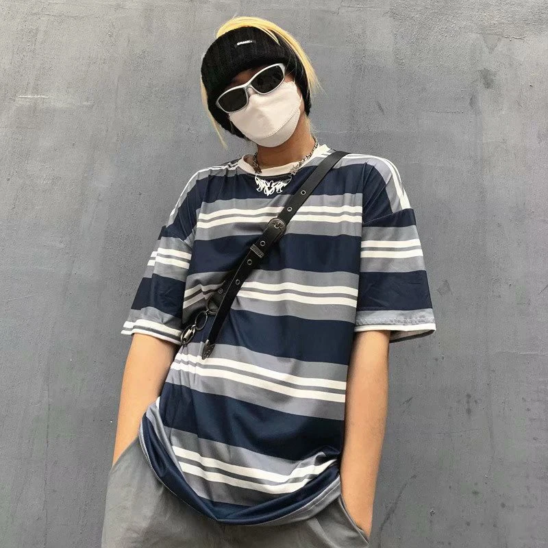 2022 Trend Harajuku Striped Men Short Sleeve T-Shirt Summer Hip Hop Punk Japanese Streetwear Top Cool Boys Oversized Clothing
2022 Trend Harajuku Striped Men Short Sleeve T-Shirt Summer Hip Hop Punk Japanese Streetwear Top Cool Boys Oversized Clothing