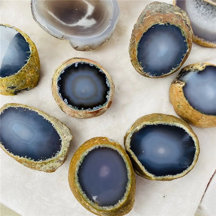 Natural Rare Water Bile Agate Rough Raw Agate Crystal Stone With Water Trapped Inside Moving Feng Shui Original Stone
Natural Rare Water Bile Agate Rough Raw Agate Crystal Stone With Water Trapped Inside Moving Feng Shui Original Stone