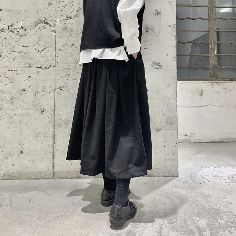LANMREM 2021 Autumn Winter Woolen Blend Elastic Waist Thickened Mid-calf Length Black Loose Skirt For Women Fashion Tide 2A2784
LANMREM 2021 Autumn Winter Woolen Blend Elastic Waist Thickened Mid-calf Length Black Loose Skirt For Women Fashion Tide 2A2784