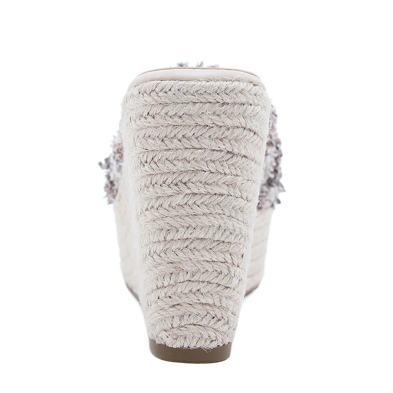 Women Sandal Summer Pearl Embellishment Sequins Wedges Hemp Rope Weaving Platform Slippers
Women Sandal Summer Pearl Embellishment Sequins Wedges Hemp Rope Weaving Platform Slippers