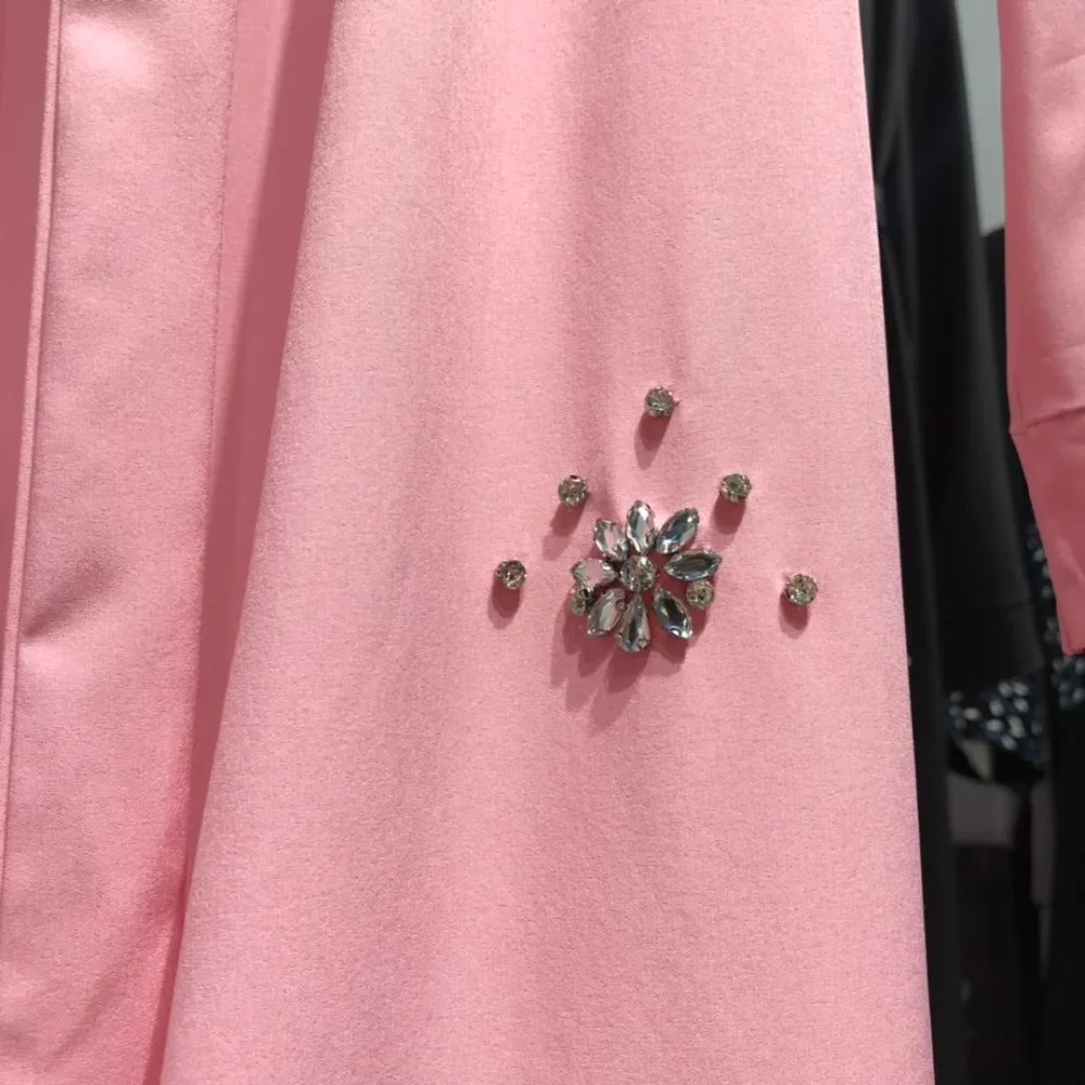 Muslim Diamonds Beading Cardigan Abaya Full Dress Kimono Long Robe Gowns Jubah Dubai Middle East Ramadan Arab Islamic Clothing
Muslim Diamonds Beading Cardigan Abaya Full Dress Kimono Long Robe Gowns Jubah Dubai Middle East Ramadan Arab Islamic Clothing