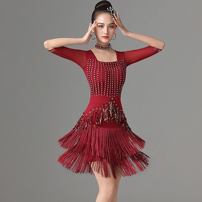 Fashion Latin Dance Professional Competition Dress Rhinestone Tassel ChaCha Dancing Performance Clothes Practice Wear
Fashion Latin Dance Professional Competition Dress Rhinestone Tassel ChaCha Dancing Performance Clothes Practice Wear