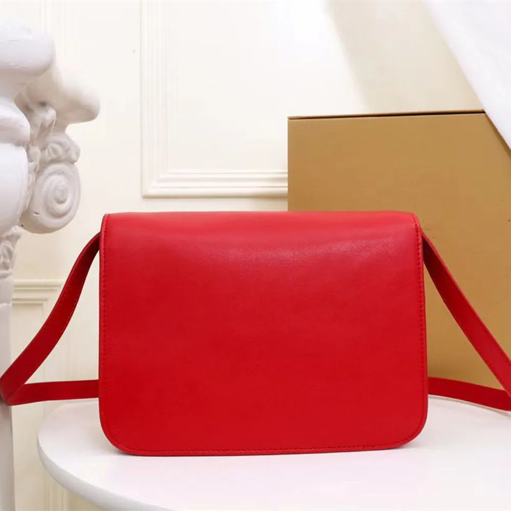 The New Mini Version Of Upright Leather Shoulder Bag Buckle Decoration Freely Adjustable Shoulder Strap Clutch 2021
The New Mini Version Of Upright Leather Shoulder Bag Buckle Decoration Freely Adjustable Shoulder Strap Clutch 2021