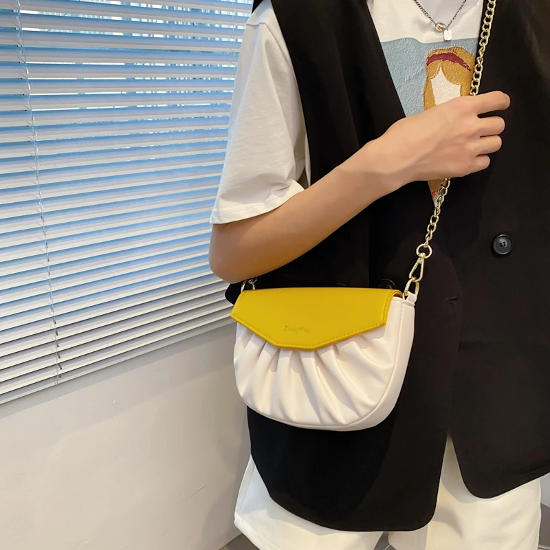 Solid color Pleated Small Saddle bag 2021 New High-quality PU Leather Women's Designer Handbag Chain Shoulder Messenger Bag
Solid color Pleated Small Saddle bag 2021 New High-quality PU Leather Women's Designer Handbag Chain Shoulder Messenger Bag