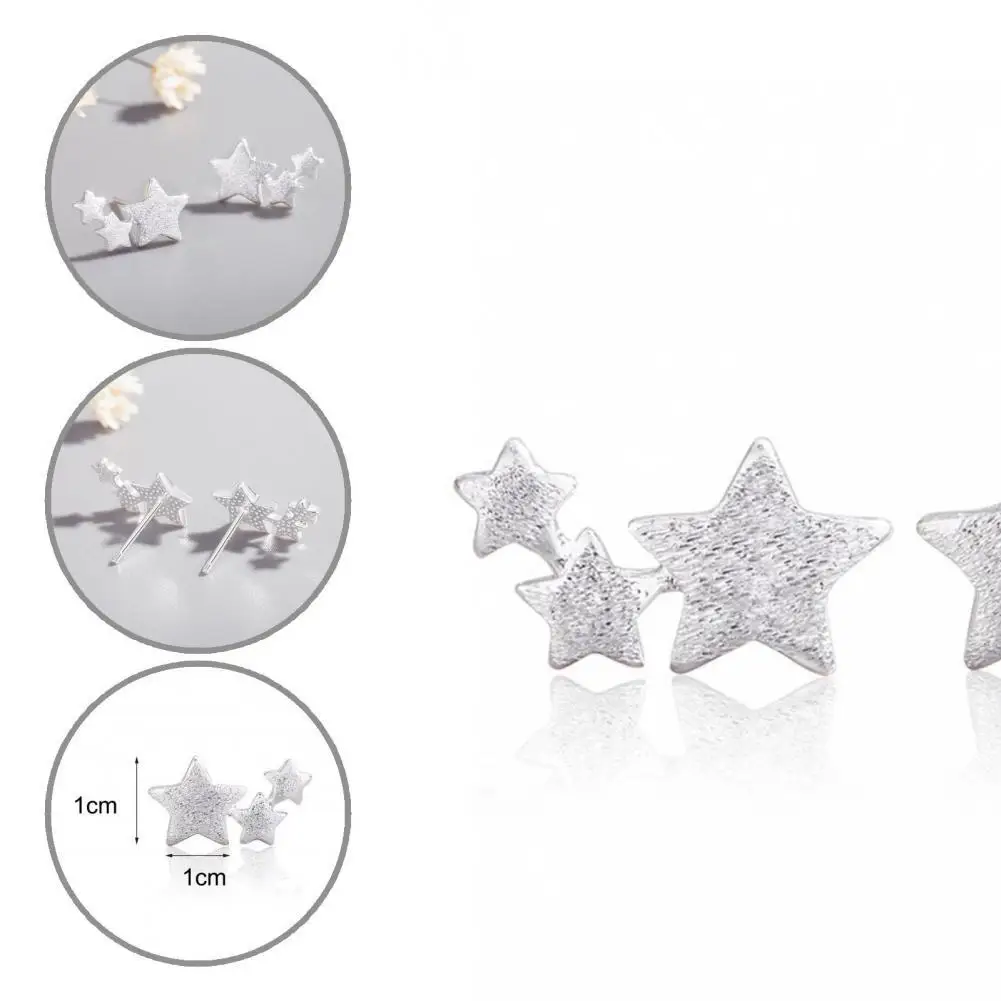 Women 1 Pair Attractive Wear-resistant Five-pointed Star Stud Earrings Accessory Star Earrings Lightweight for Dating
Women 1 Pair Attractive Wear-resistant Five-pointed Star Stud Earrings Accessory Star Earrings Lightweight for Dating
