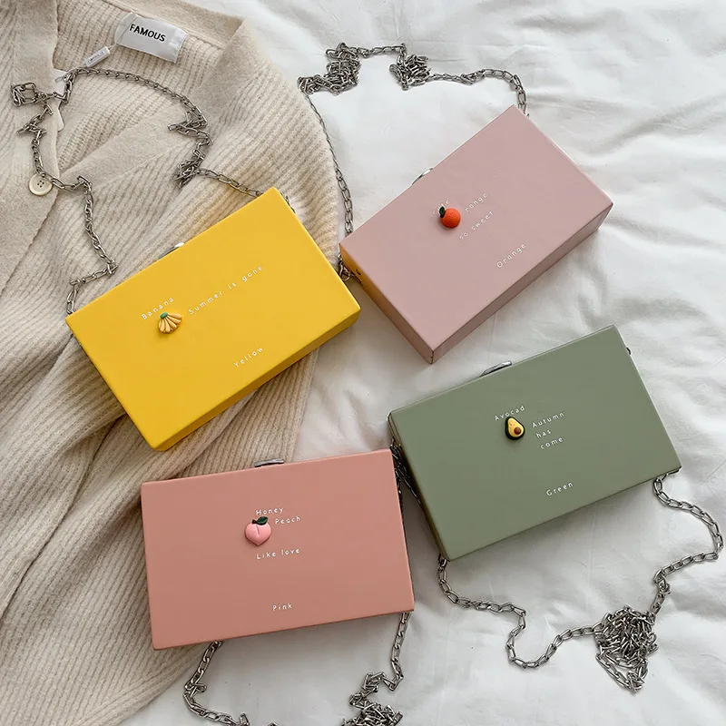 Female Shoulder bag 2021 Mini Credit Crad Box Ladies Messenger Bag Luxury Designer Crossbody Ladies Bag Purse Mobile Phone Bag
Female Shoulder bag 2021 Mini Credit Crad Box Ladies Messenger Bag Luxury Designer Crossbody Ladies Bag Purse Mobile Phone Bag