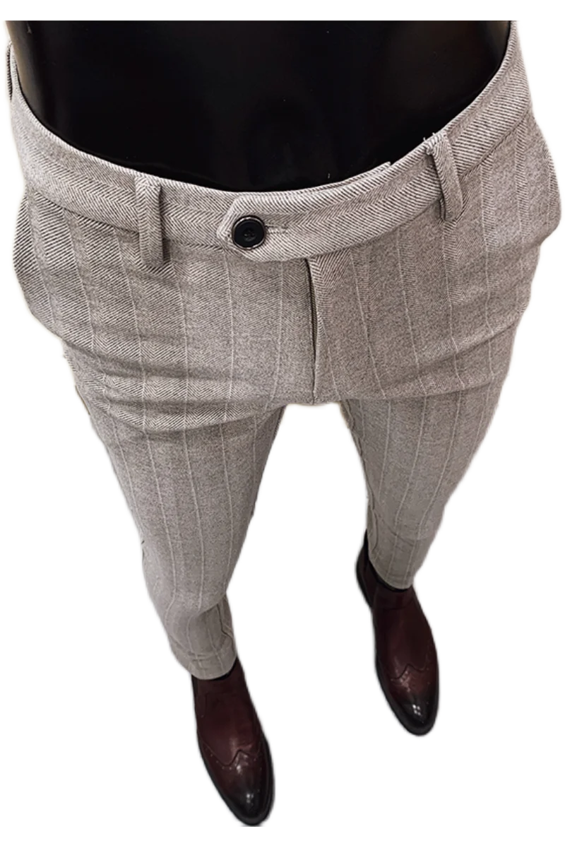 Men's Striped Plus Velvet Suit Trousers Autumn and Winter New Slim Foot Pants Business Formal Pants Fashion Casual Trousers
Men's Striped Plus Velvet Suit Trousers Autumn and Winter New Slim Foot Pants Business Formal Pants Fashion Casual Trousers
