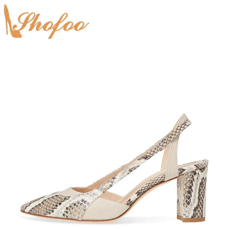 Женские туфли-лодочки на высоком массивном каблуке, с острым носком
Женские туфли-лодочки на высоком массивном каблуке, с острым носком